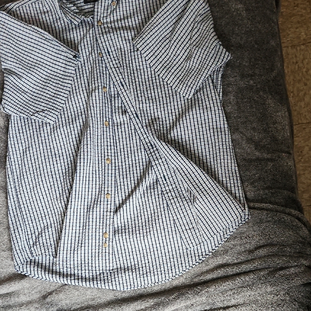 Van Heusen Men's Navy and White Checkered Shirt